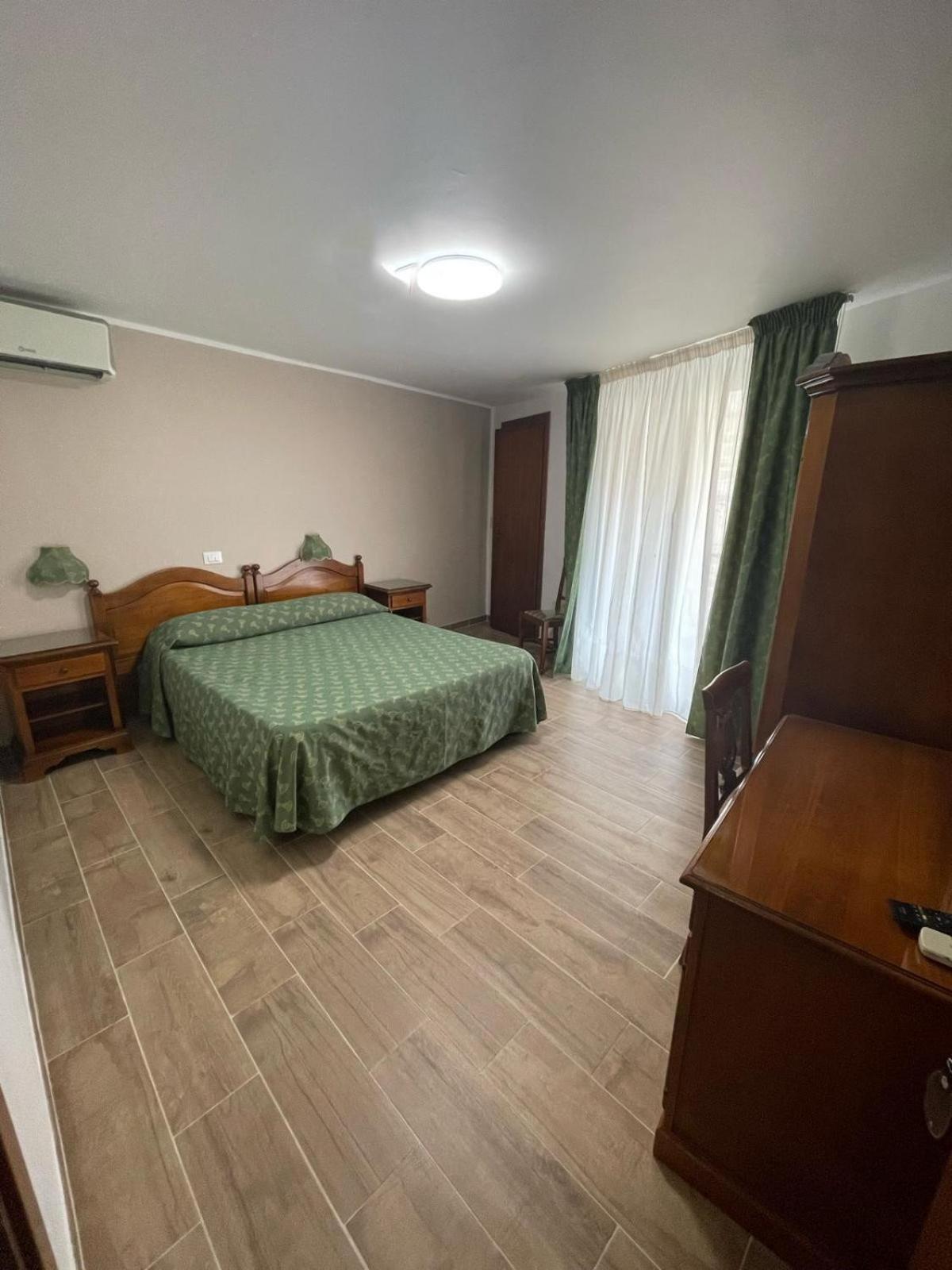 Hotel Cortese Palermo Exterior photo