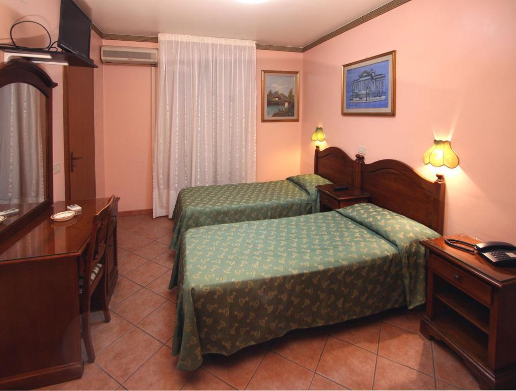Hotel Cortese Palermo Room photo