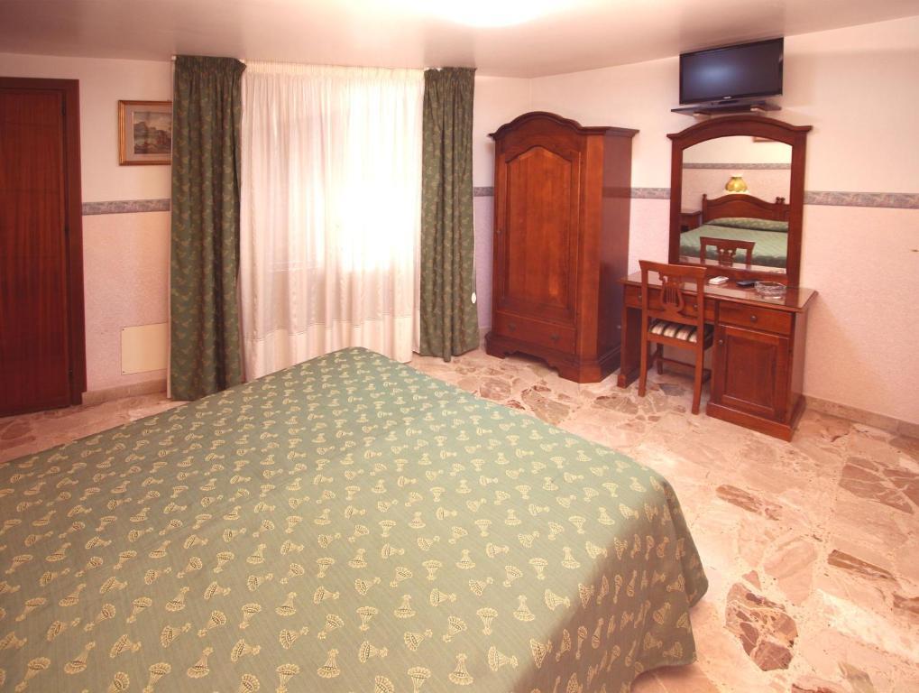 Hotel Cortese Palermo Room photo